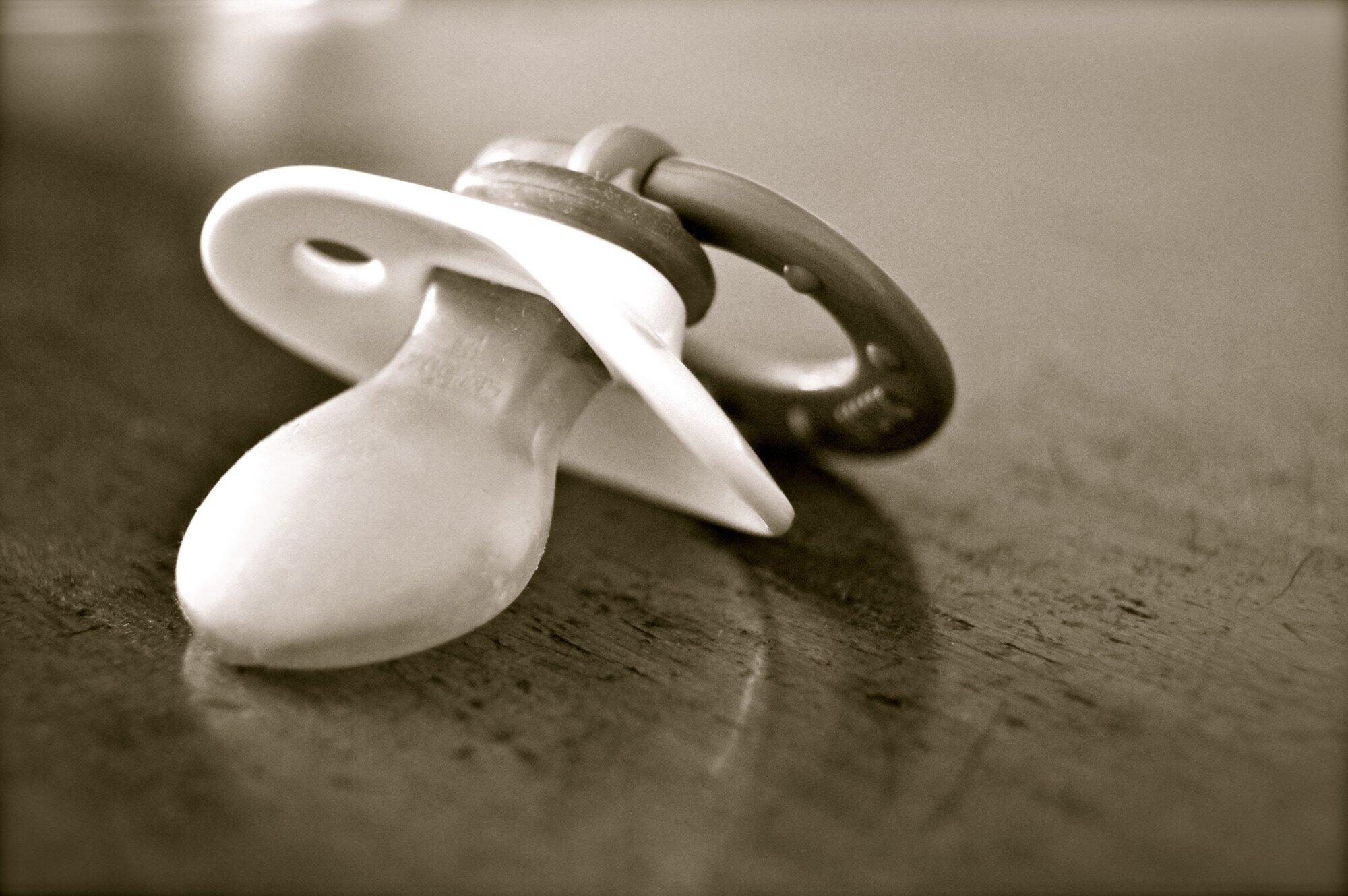 pacifiers and teeth